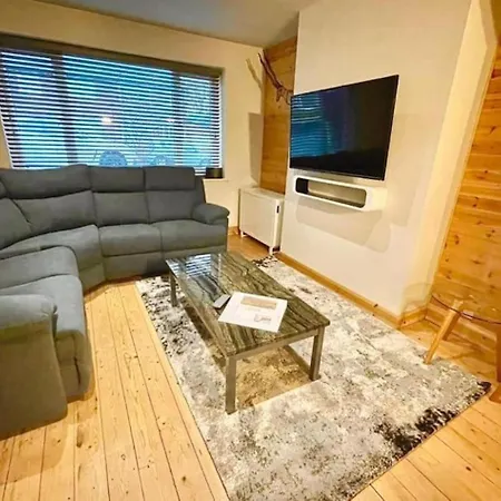 Entire House - Peaceful 3 Bedroom Home Rishton Exterior photo